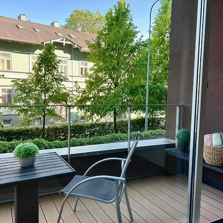 Next To Old Town, Free Underground Parking, Peaceful Location Apartment Tallinn Exterior photo