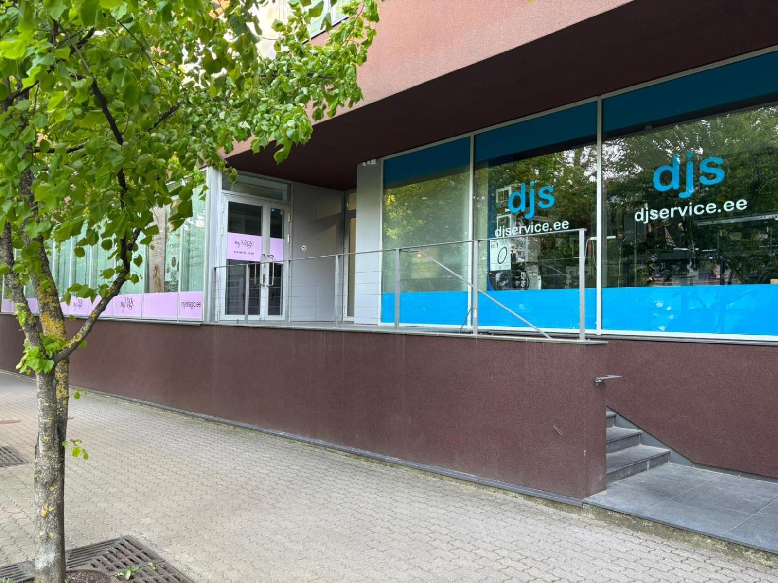 Next To Old Town, Free Underground Parking, Peaceful Location Appartement